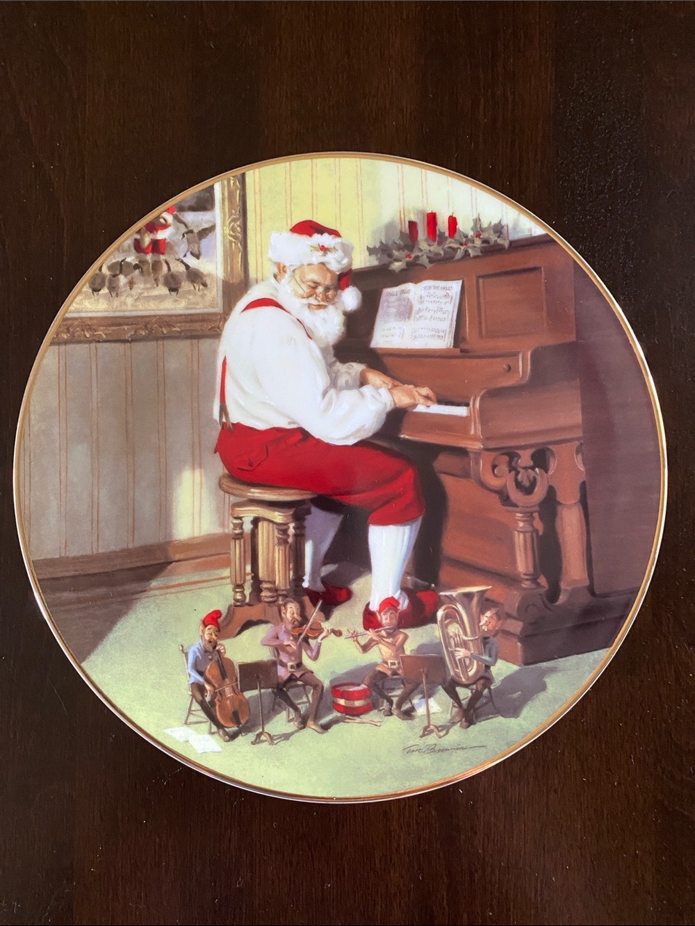 "Santa's Cheer" Limited Edition Holiday Decorative Plate